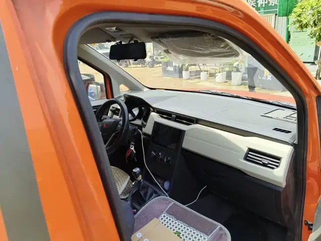 Wuling Zhengcheng — Фото автомобиля 11