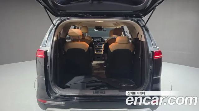 Kia Carnival 4th Gen — Фото автомобиля 20
