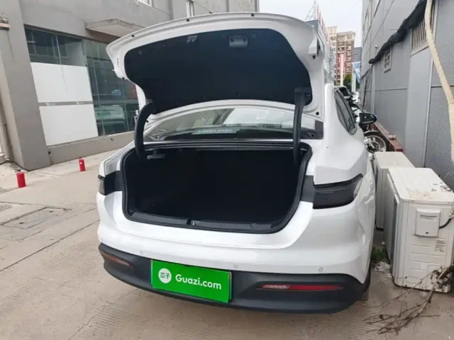 BYD Seal 05 DM-i — Фото автомобиля 18