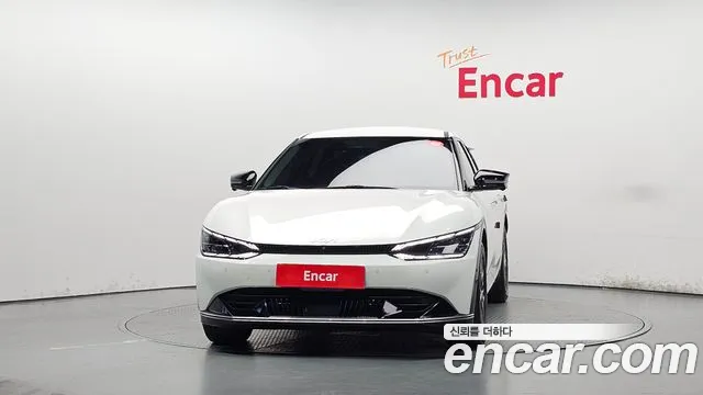 Kia EV6 — Фото автомобиля 3