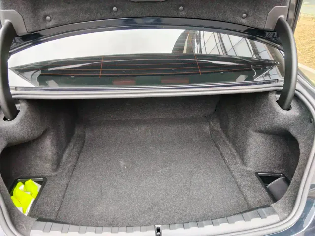 BMW 3 Series — Фото автомобиля 16