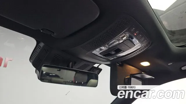 Mercedes-Benz EQB — Фото автомобиля 13