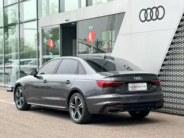Audi A4L — Фото автомобиля 2