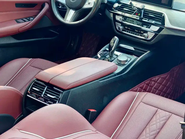 BMW 5 Series — Фото автомобиля 7