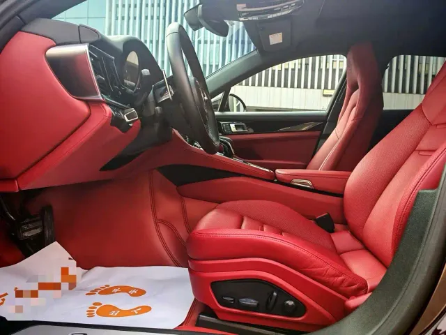 Porsche Panamera — Фото автомобиля 12