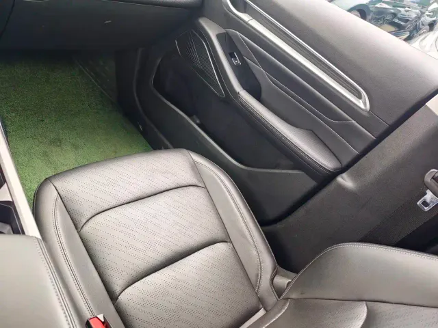 Geely Emgrand — Фото автомобиля 8