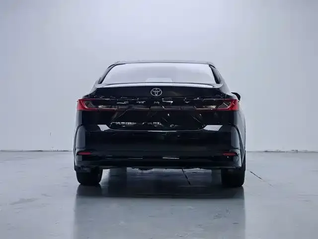 Toyota Camry — Фото автомобиля 9