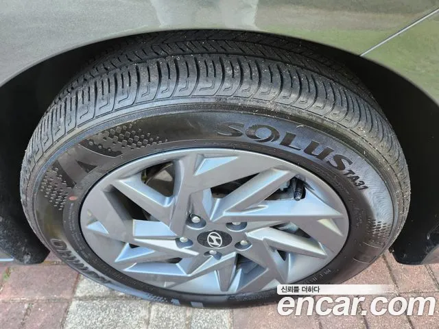 Hyundai Avante CN7 — Фото автомобиля 6