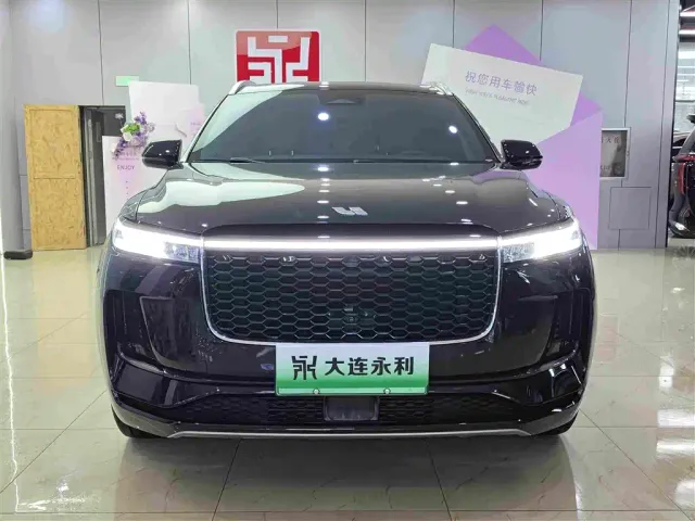 Li Auto ONE — Фото автомобиля 2