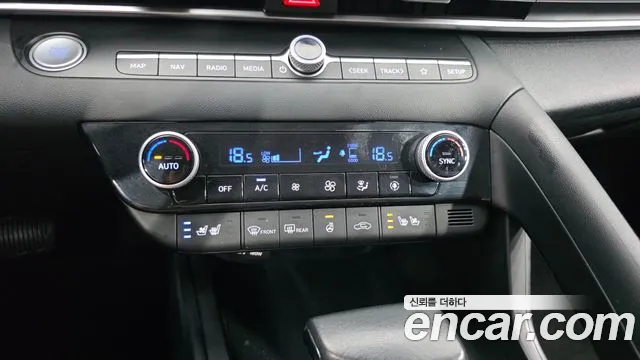 Hyundai Avante CN7 — Фото автомобиля 18