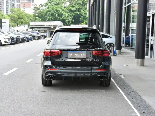Mercedes-Benz GLB AMG — Фото автомобиля 8