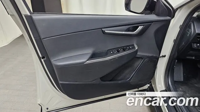 Kia EV6 — Фото автомобиля 18