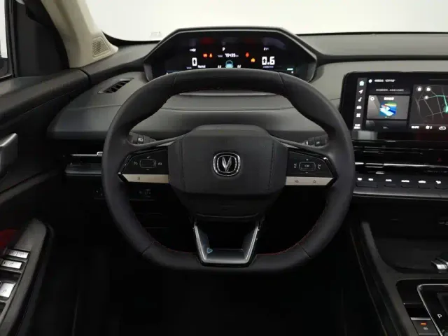 Changan CS55 Plus — Фото автомобиля 11
