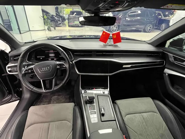 Audi A6L — Фото автомобиля 5