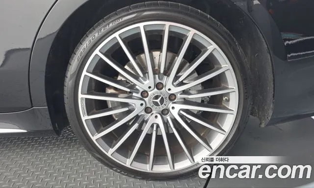 Mercedes-Benz S-Class — Фото автомобиля 6
