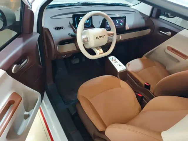Changan Lumin — Фото автомобиля 15