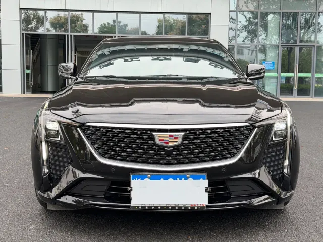 Cadillac CT5 — Фото автомобиля 2