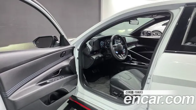Hyundai AVANTE — Фото автомобиля 10