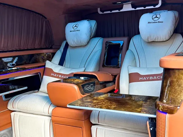 Mercedes-Benz V-Class — Фото автомобиля 16