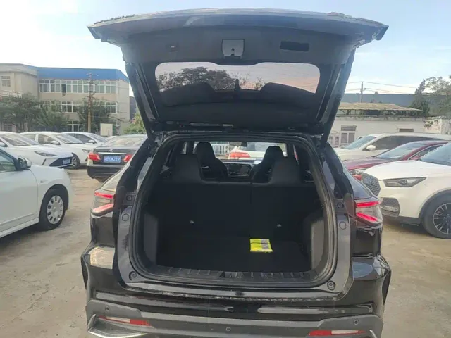 Changan X5 Plus — Фото автомобиля 18