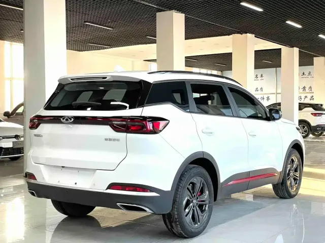 Chery Tiggo 7 — Фото автомобиля 6