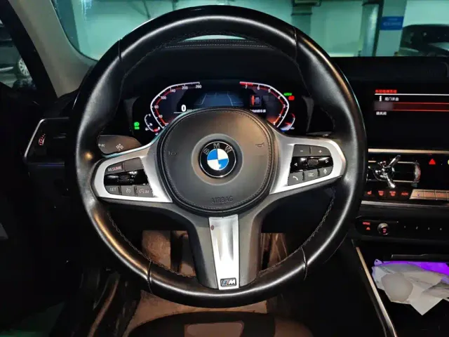 BMW 3 Series — Фото автомобиля 2