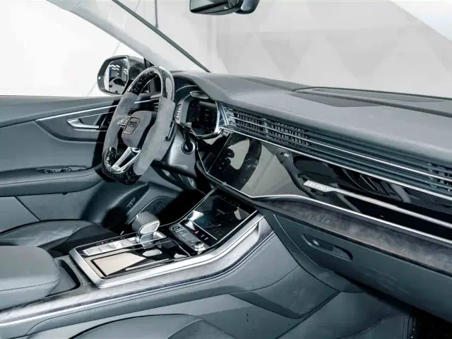 Audi Q8 — Фото автомобиля 20