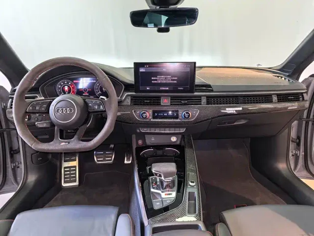 Audi RS 5 — Фото автомобиля 6