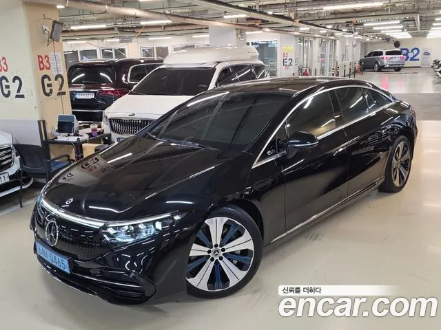 Фотография автомобиля — Mercedes-Benz EQS