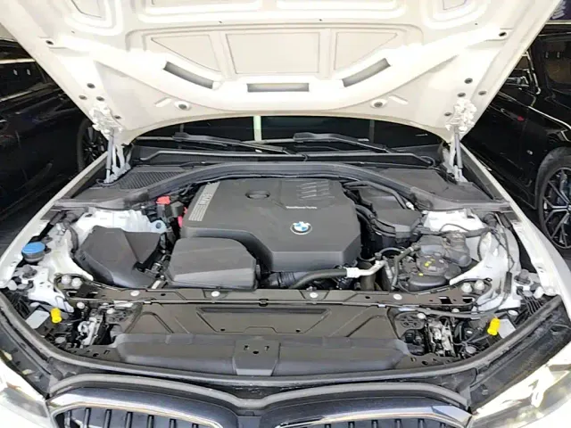 BMW 3 Series — Фото автомобиля 19