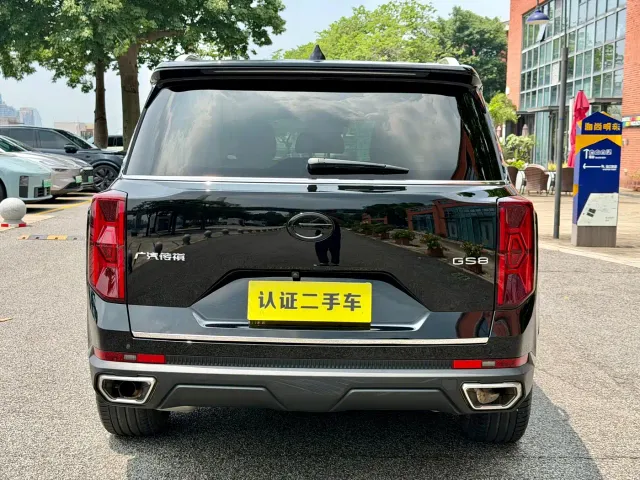 GAC Trumpchi GS8 — Фото автомобиля 4