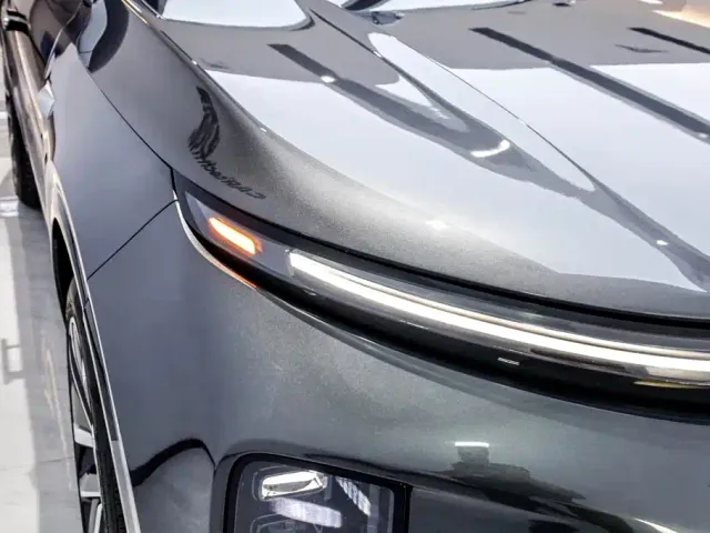 Li Auto L6 — Фото автомобиля 17