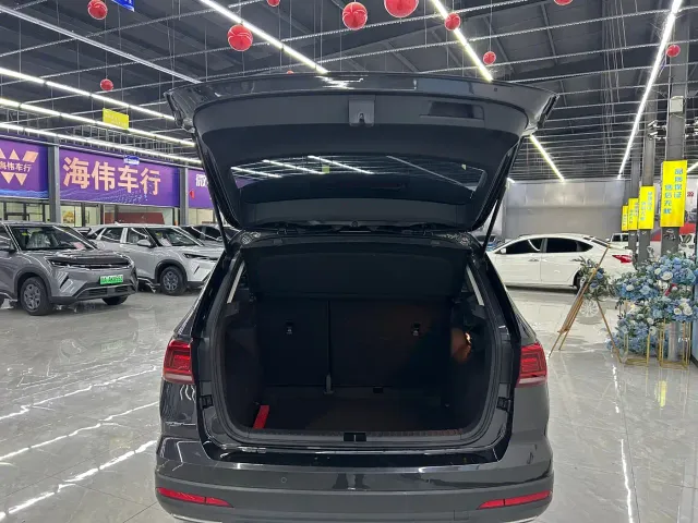 Volkswagen Tharu — Фото автомобиля 6