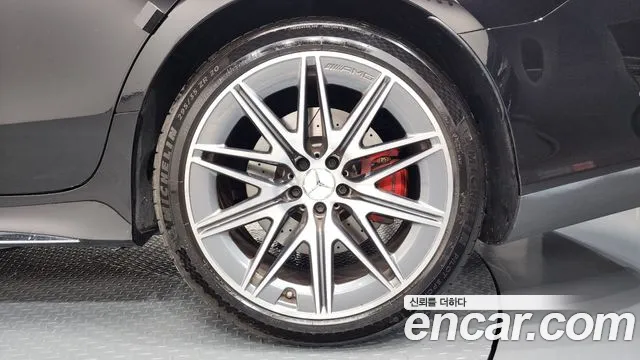 Mercedes-Benz AMG GT 4 двери 43 4MATIC+ — Фото автомобиля 18