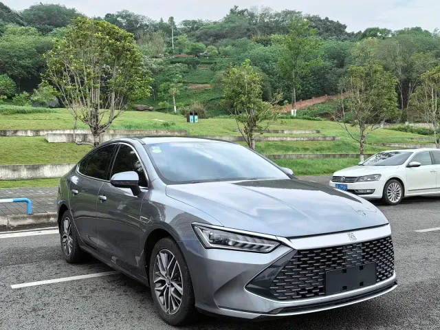 BYD Qin PLUS — Фото автомобиля 3