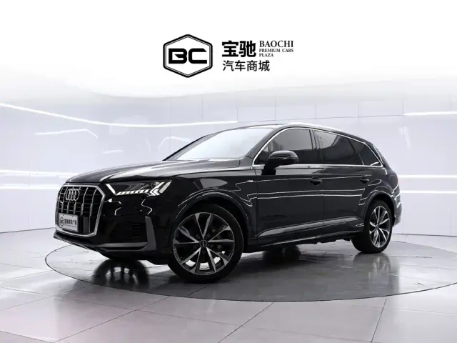 Фотография автомобиля — Audi Q7