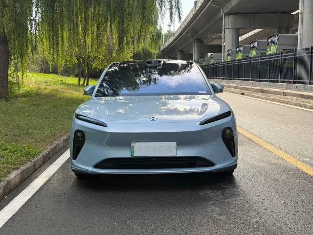 Nio ET5 Touring — Фото автомобиля 2