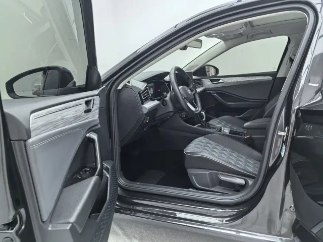 Volkswagen Sagitar — Фото автомобиля 7