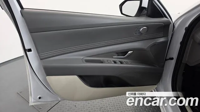 Hyundai Avante CN7 — Фото автомобиля 22