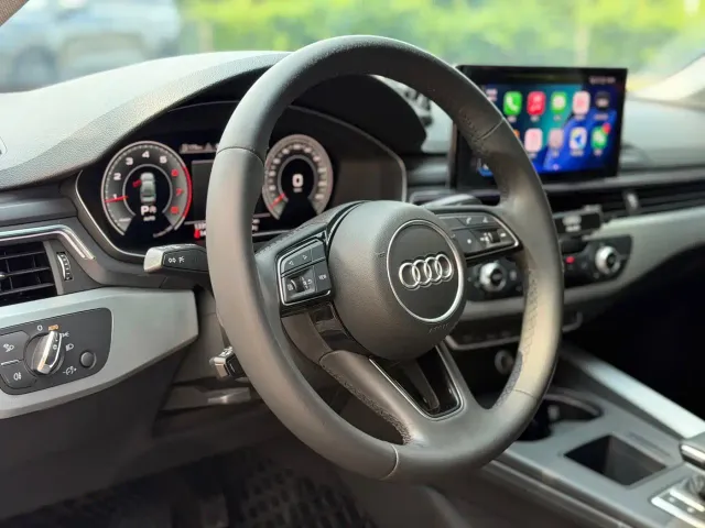 Audi A4L — Фото автомобиля 14