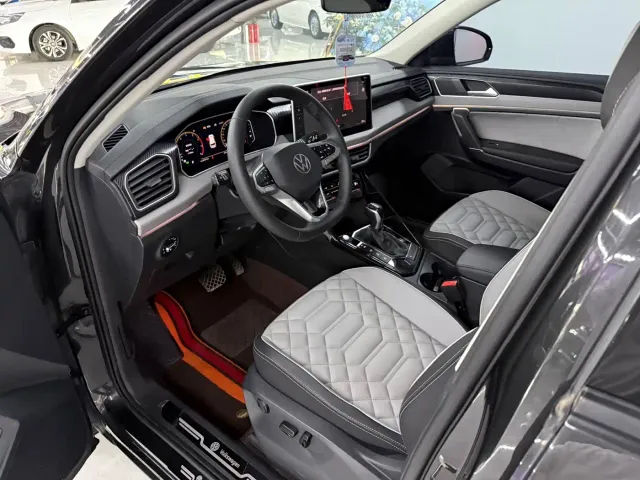 Volkswagen Tayron — Фото автомобиля 3