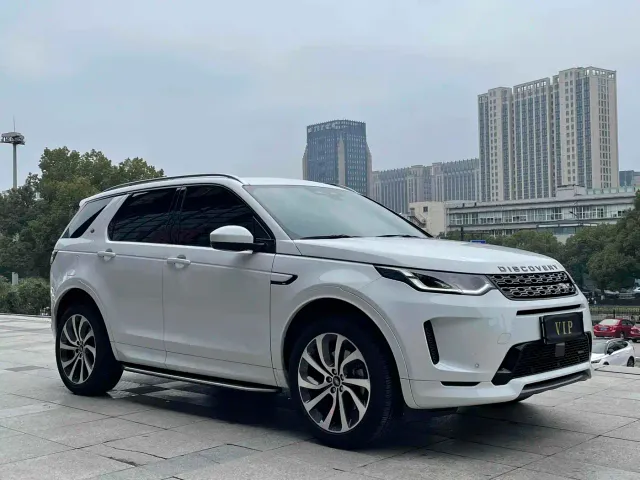 Land Rover Discovery Sport — Фото автомобиля 3