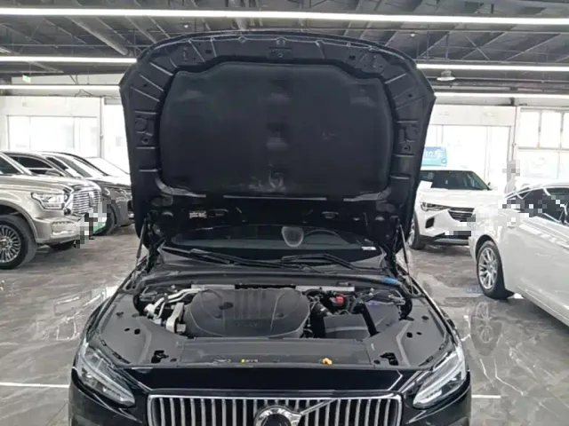 Volvo S90 — Фото автомобиля 19