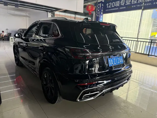 Hongqi HS5 — Фото автомобиля 4