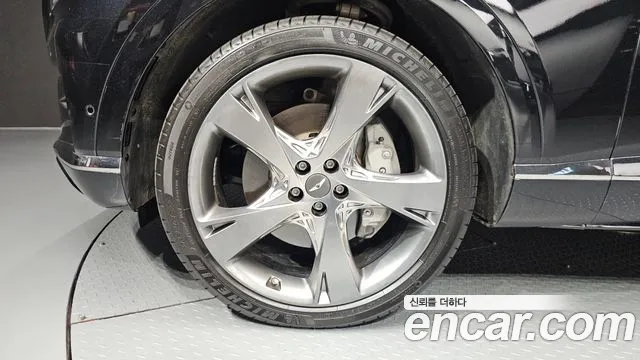 Genesis GV80 — Фото автомобиля 4