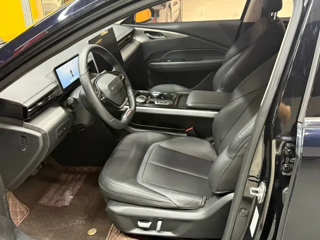 Wuling Starlight — Фото автомобиля 9