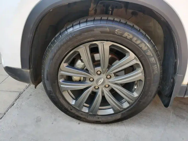 Chery Tiggo 8 — Фото автомобиля 22