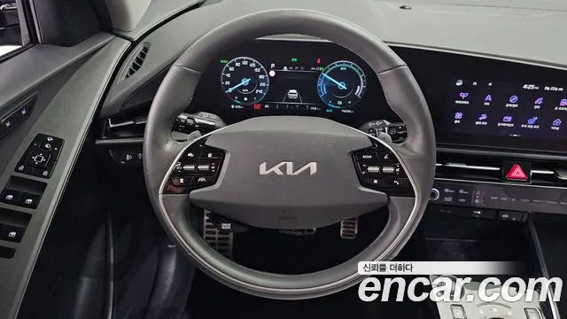 Kia Niro The All New Niro Signature — Фото автомобиля 13