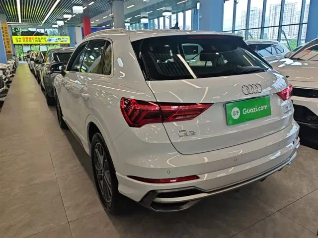 Audi Q3 — Фото автомобиля 4