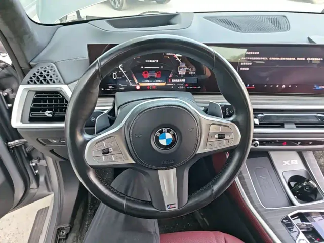 BMW X5 — Фото автомобиля 10